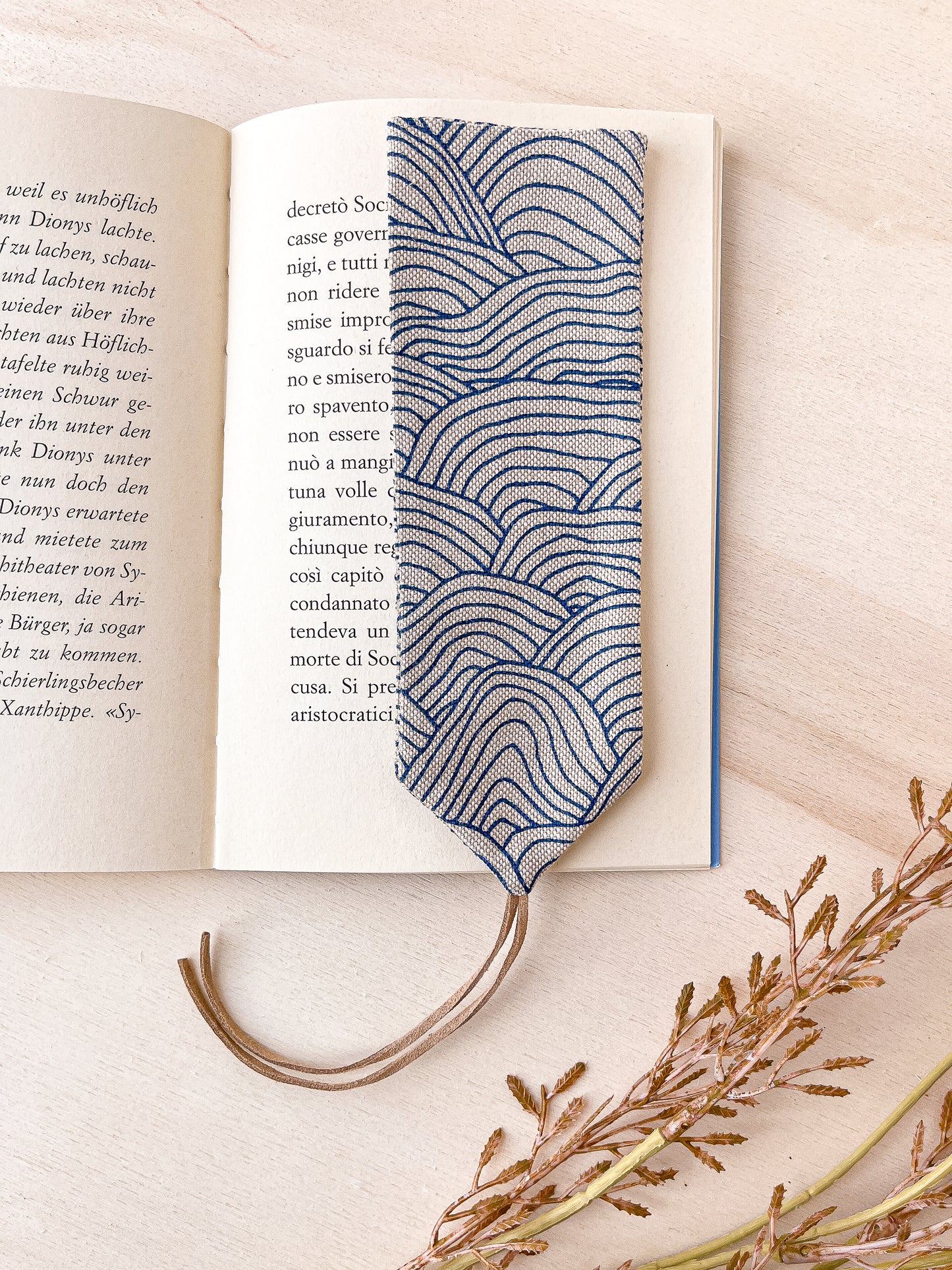 Custodia per libri imbottita in cotone con motivo a onde blu