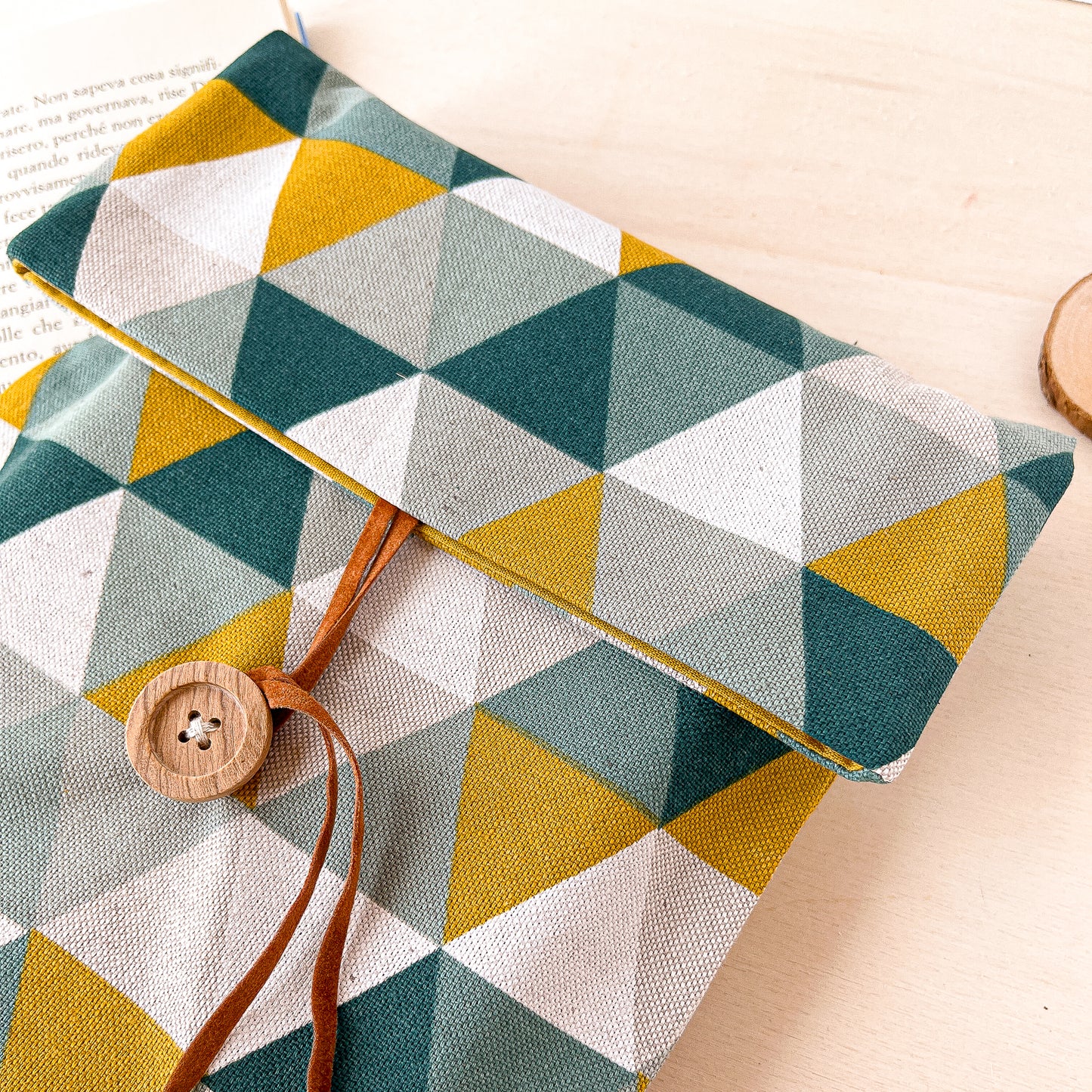 Custodia per libri regolabile in cotone con motivo geometrico