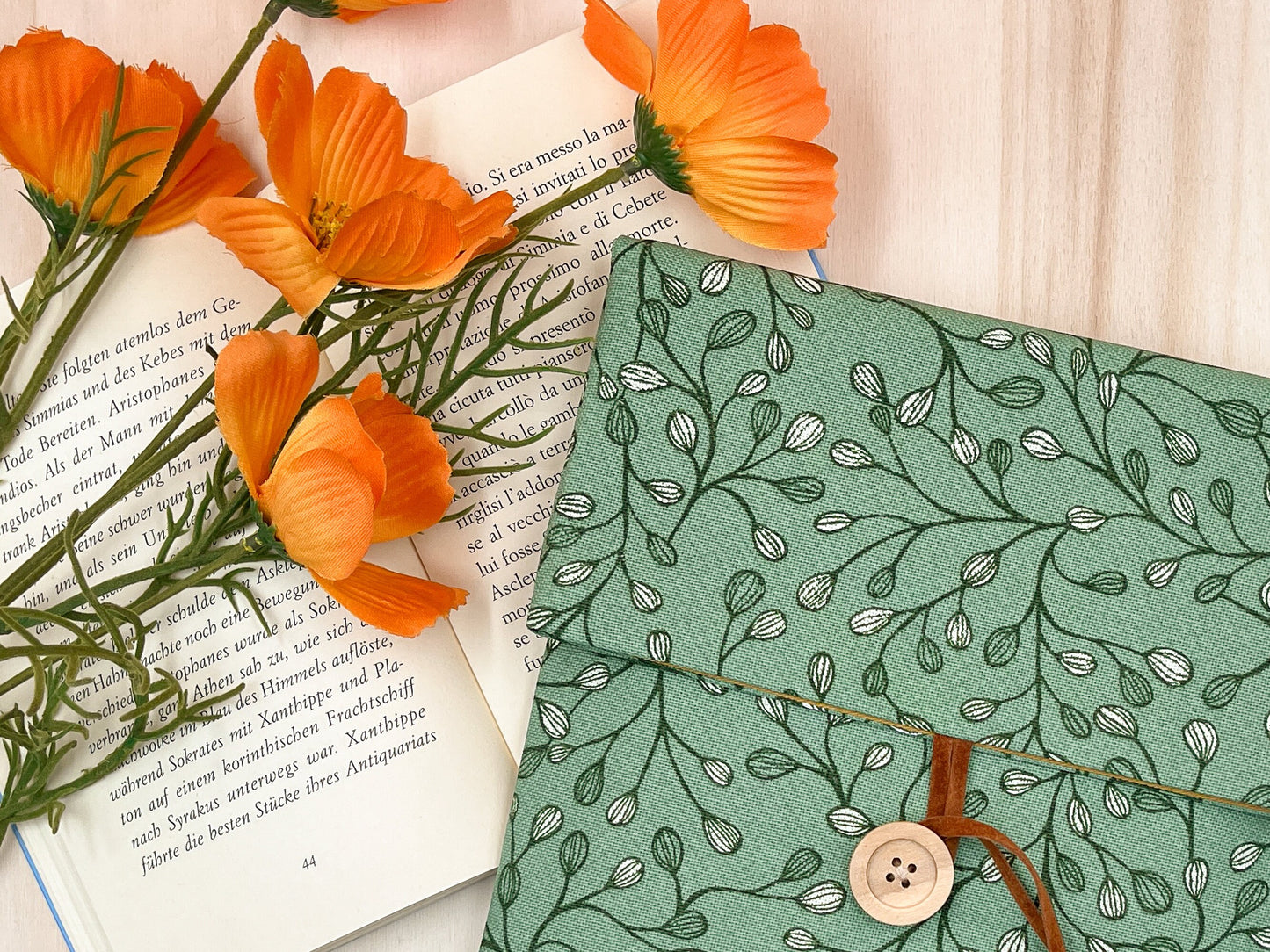 Custodia per libri regolabile in cotone verde con motivo a foglie