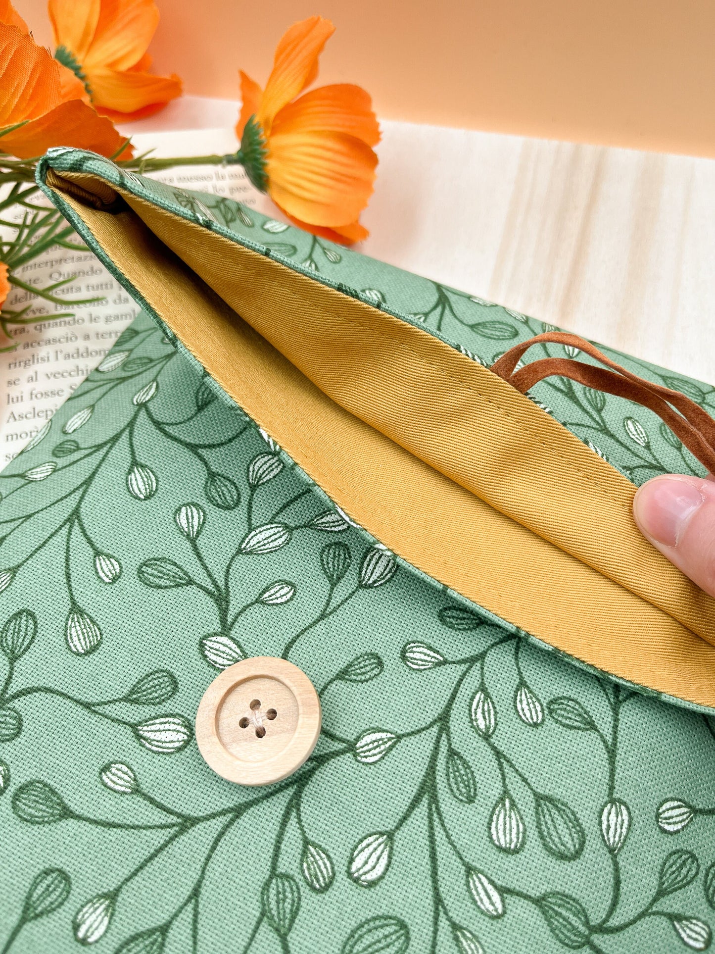 Custodia per libri regolabile in cotone verde con motivo a foglie
