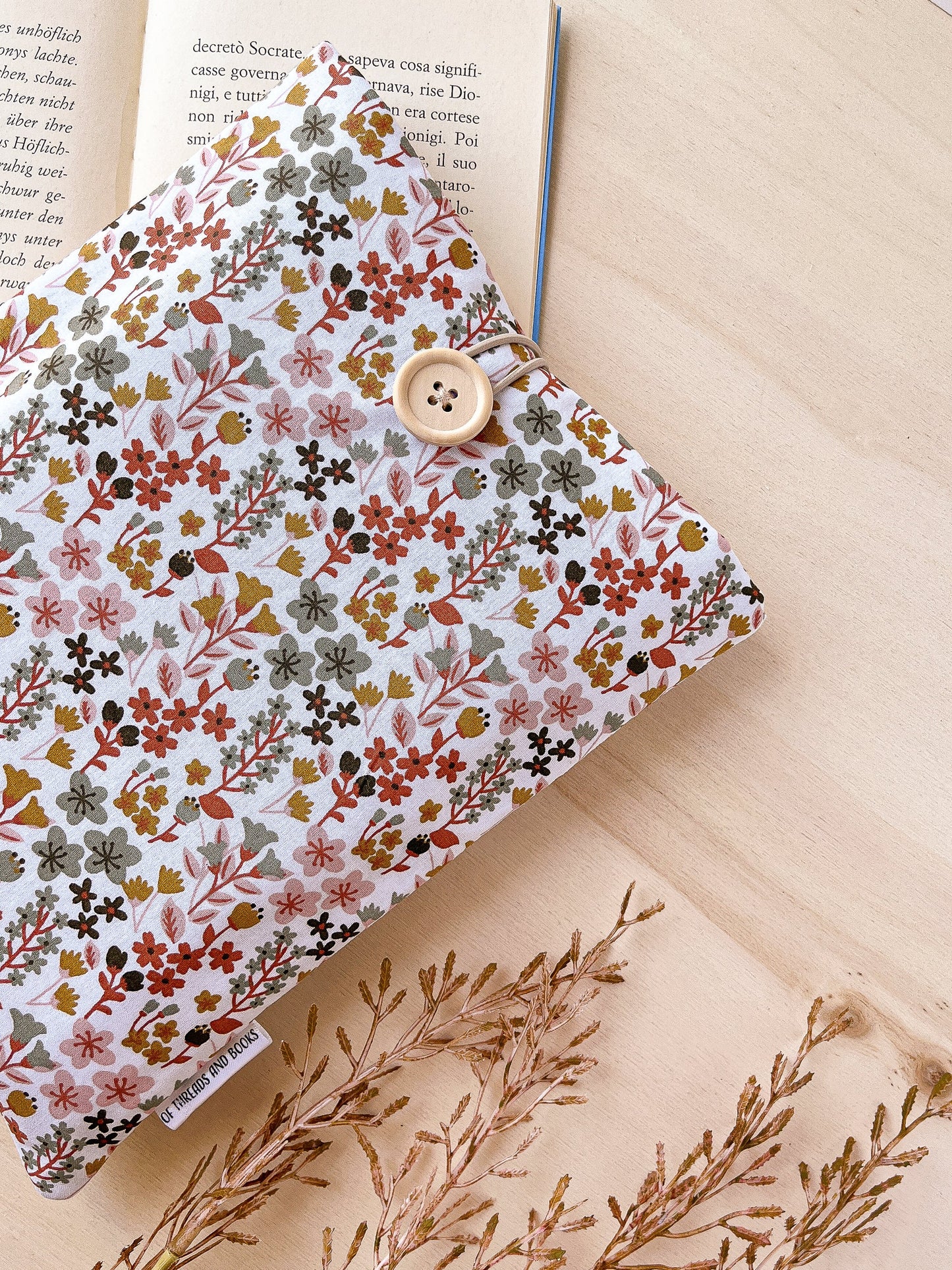 Custodia per libri imbottita in cotone con motivo a fiorellini