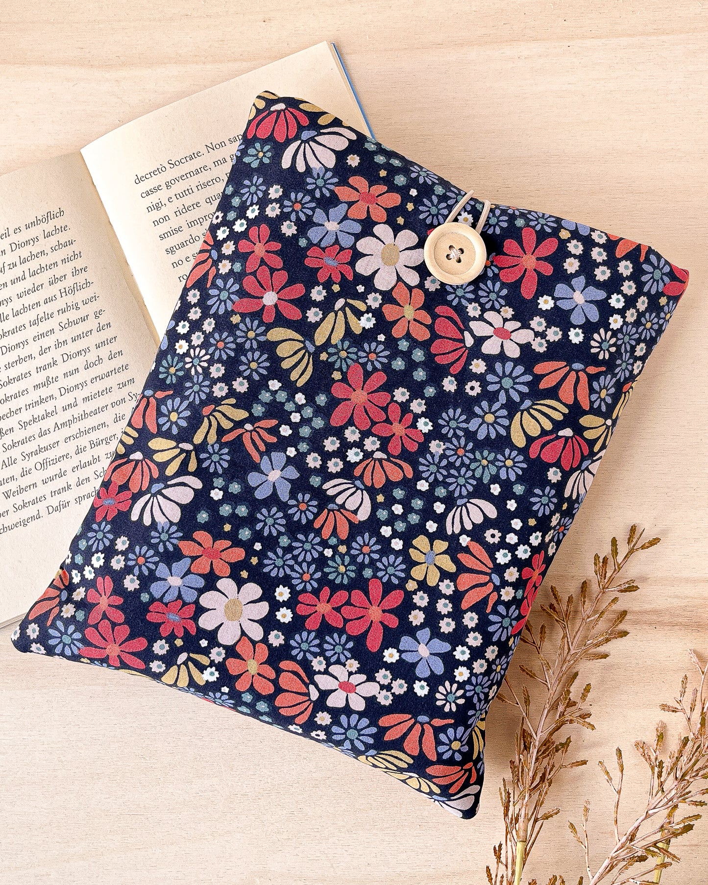 Custodia per libri imbottita in cotone con fiori colorati