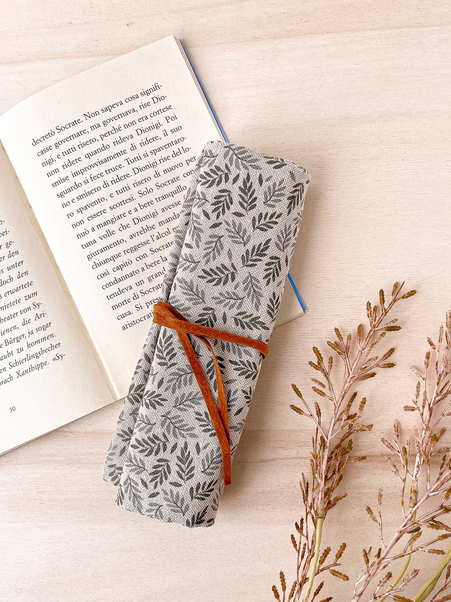 Custodia per libri regolabile in cotone con motivo a foglioline