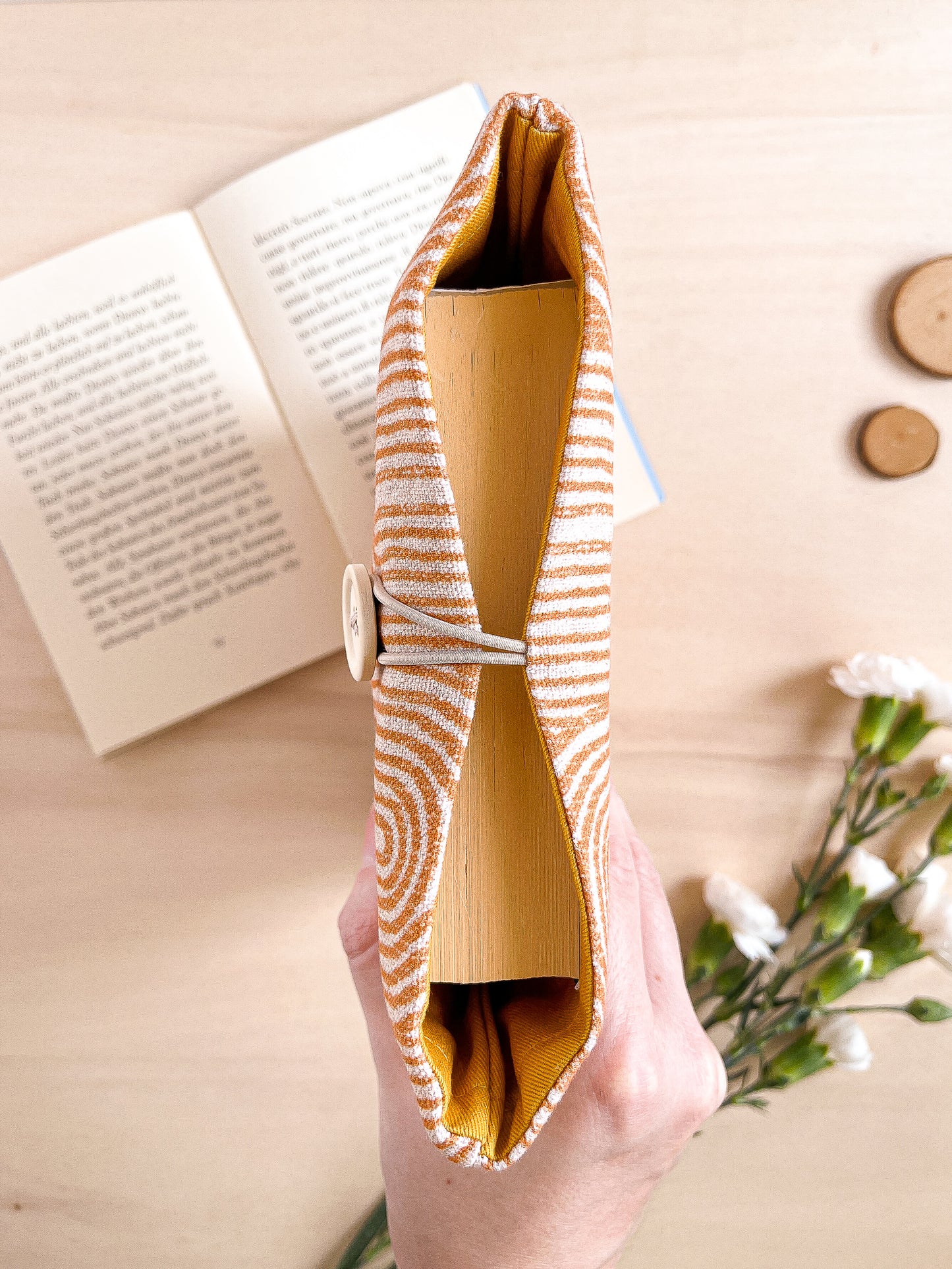 Custodia per libri imbottita in cotone con motivo geometrico arancio