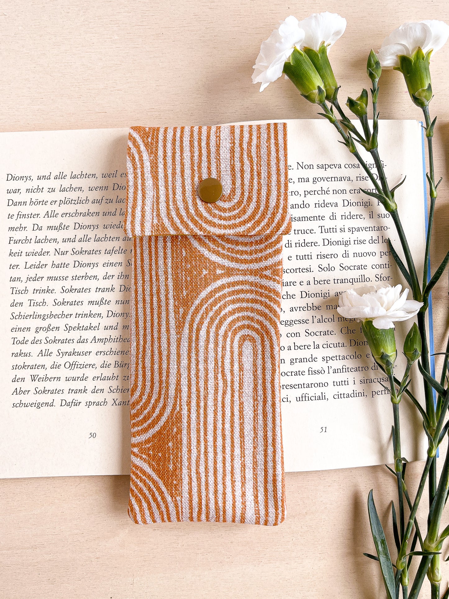 Astuccio con motivo geometrico arancio