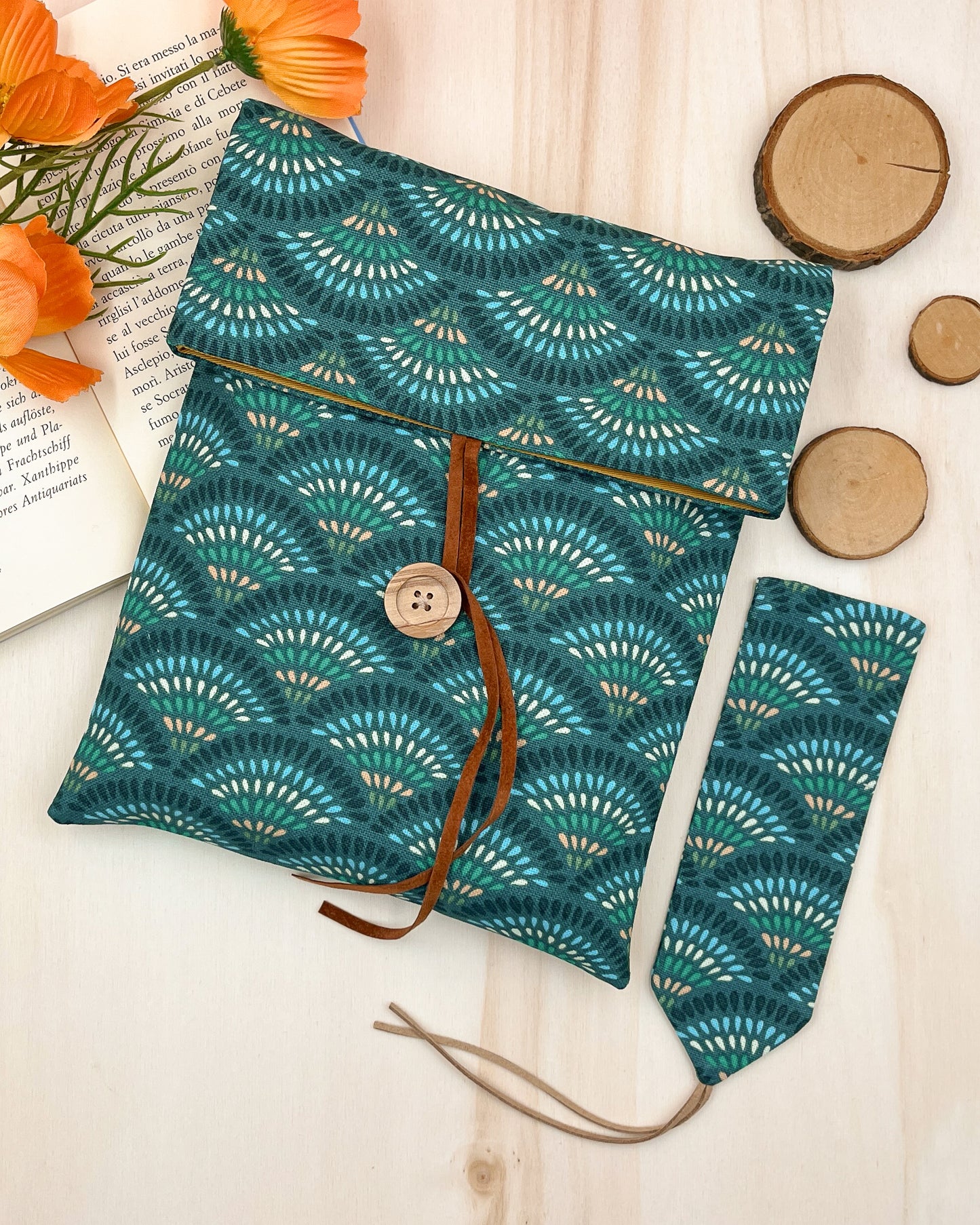 SOLD OUT -Custodia per libri regolabile in cotone con motivo blu pavone
