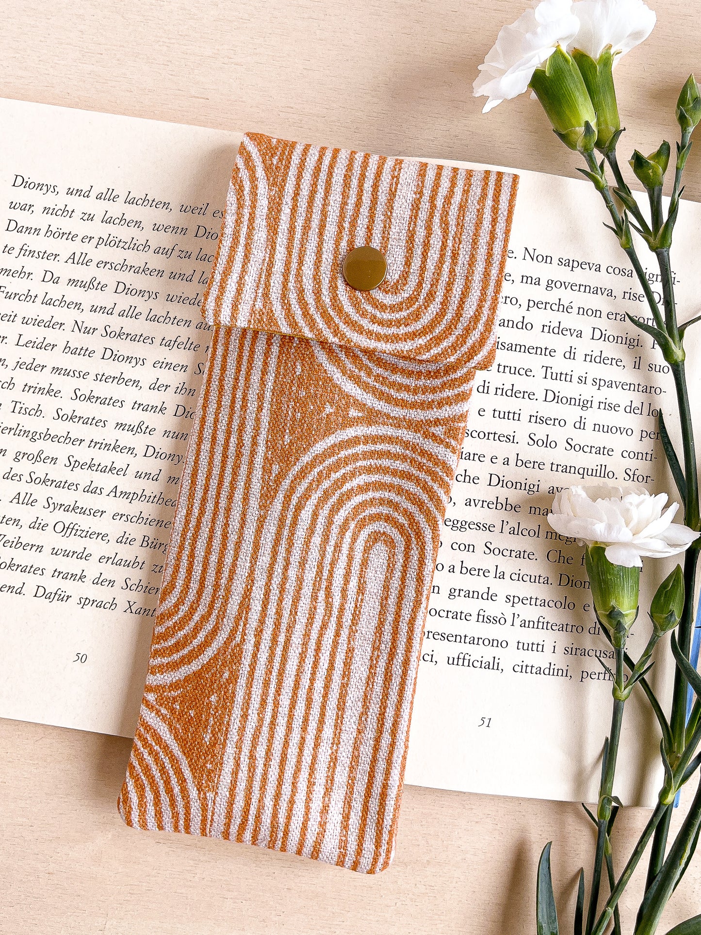 Astuccio con motivo geometrico arancio
