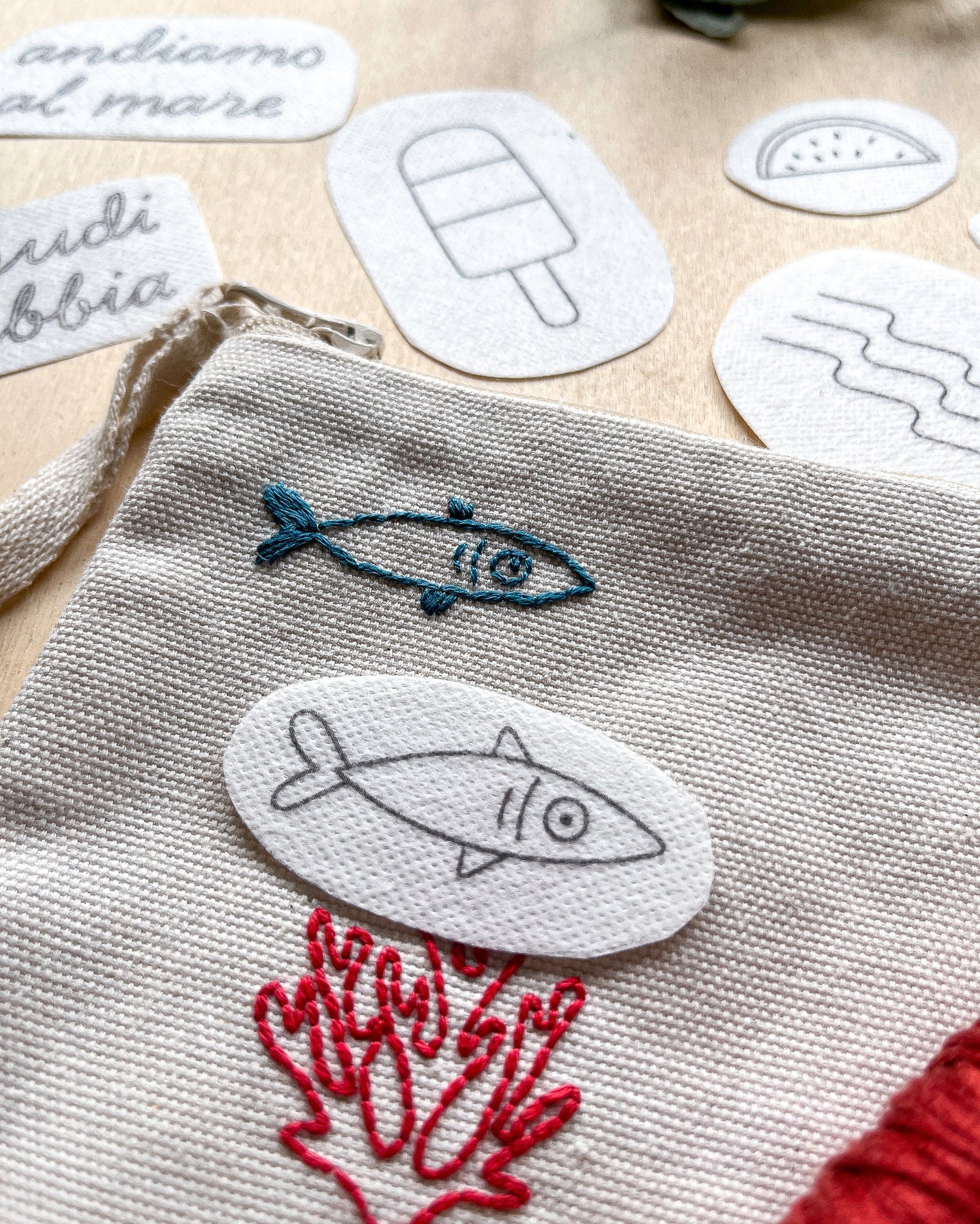 Ricama sui vestiti con le Stick & Stitch
