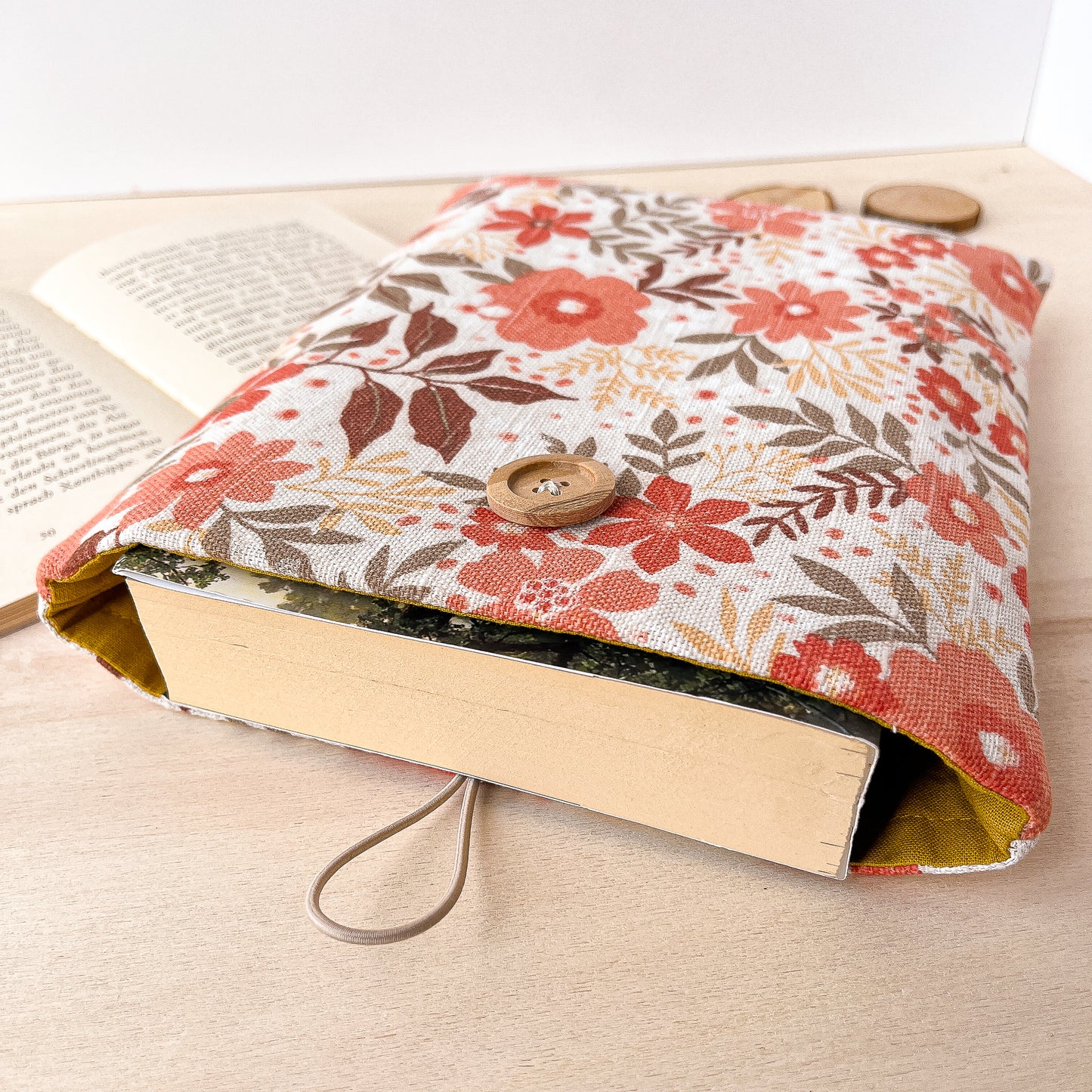  Orange flowers padded book sleeve