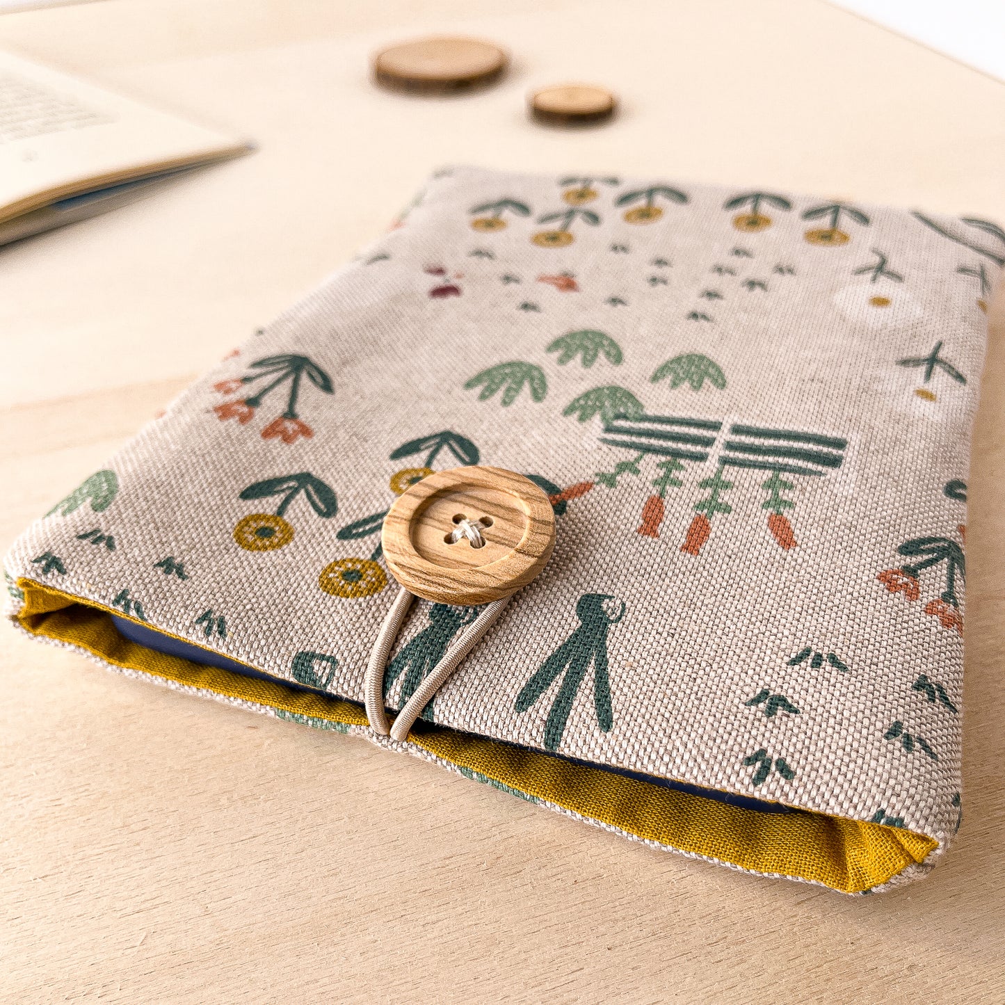 Cottagecore padded e-reader sleeve