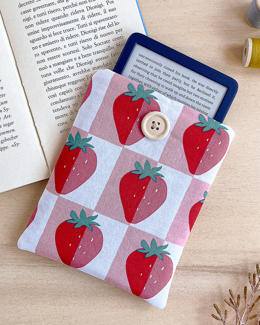 Custodia per e-reader in cotone con fragole