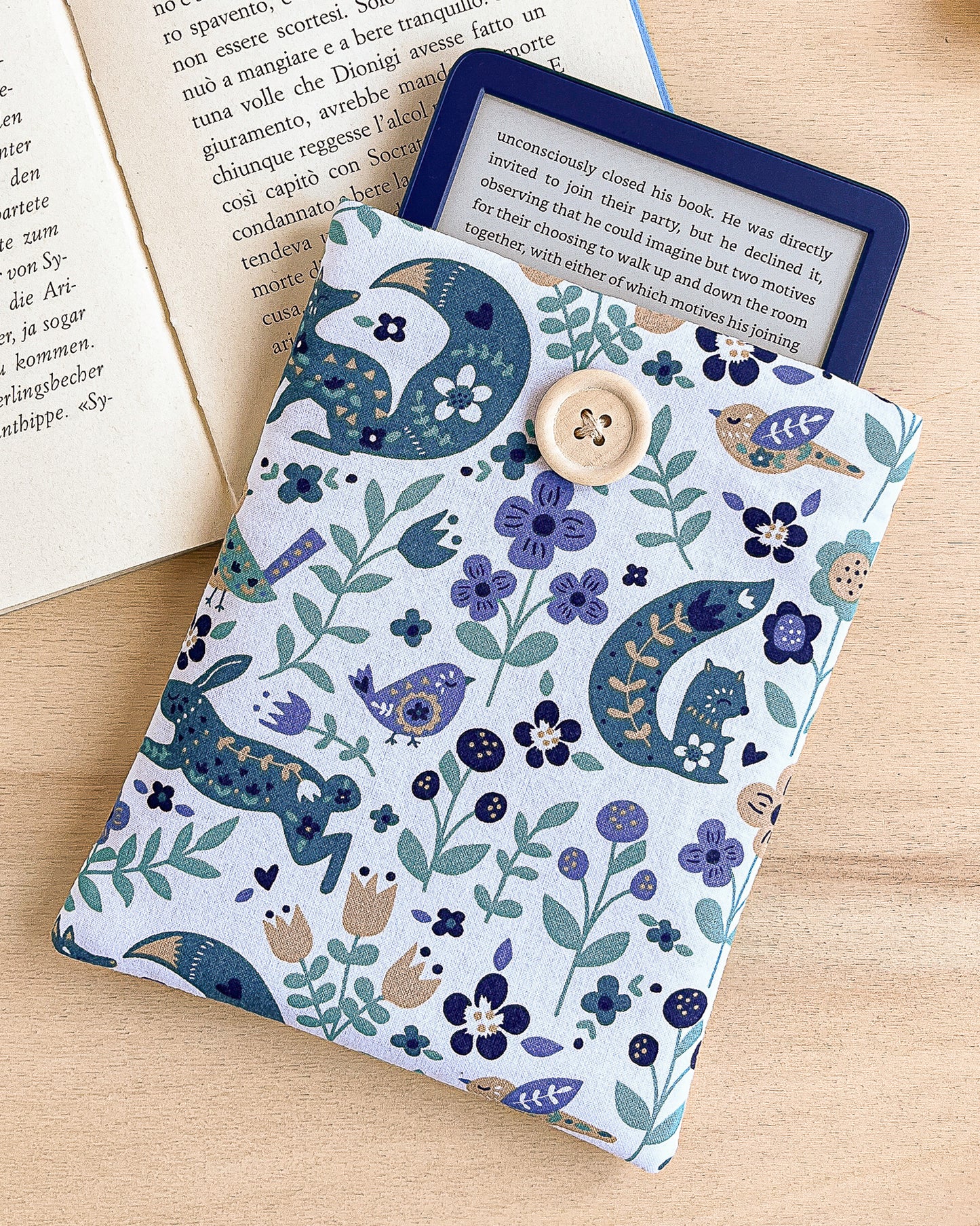 Custodia per e-reader in cotone con animali del bosco