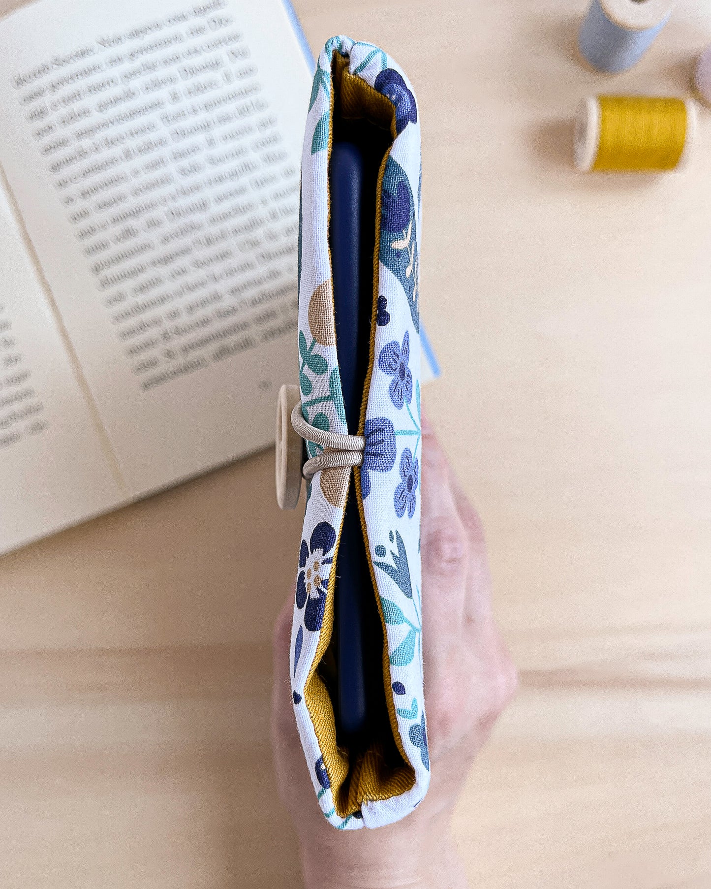 Custodia per e-reader in cotone con animali del bosco