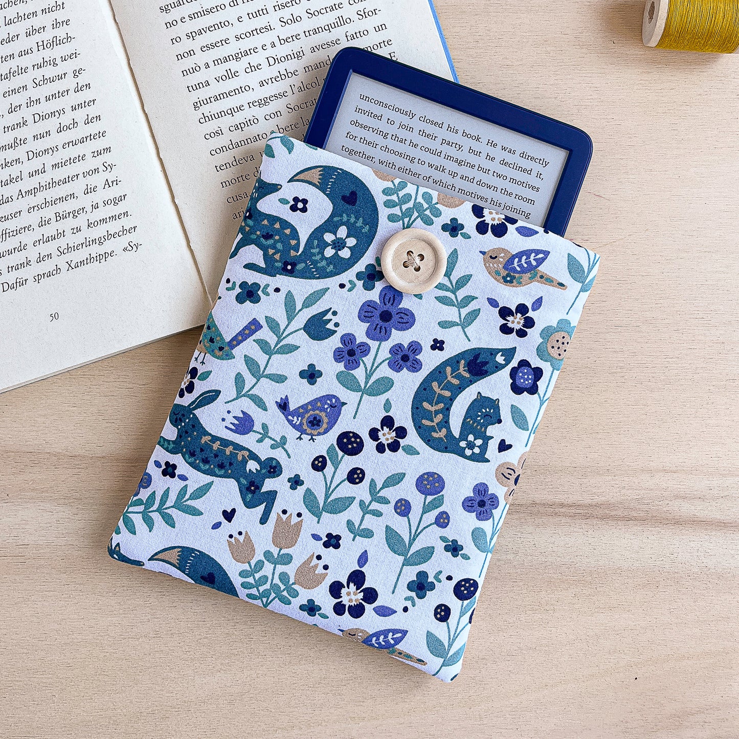 Custodia per e-reader in cotone con animali del bosco
