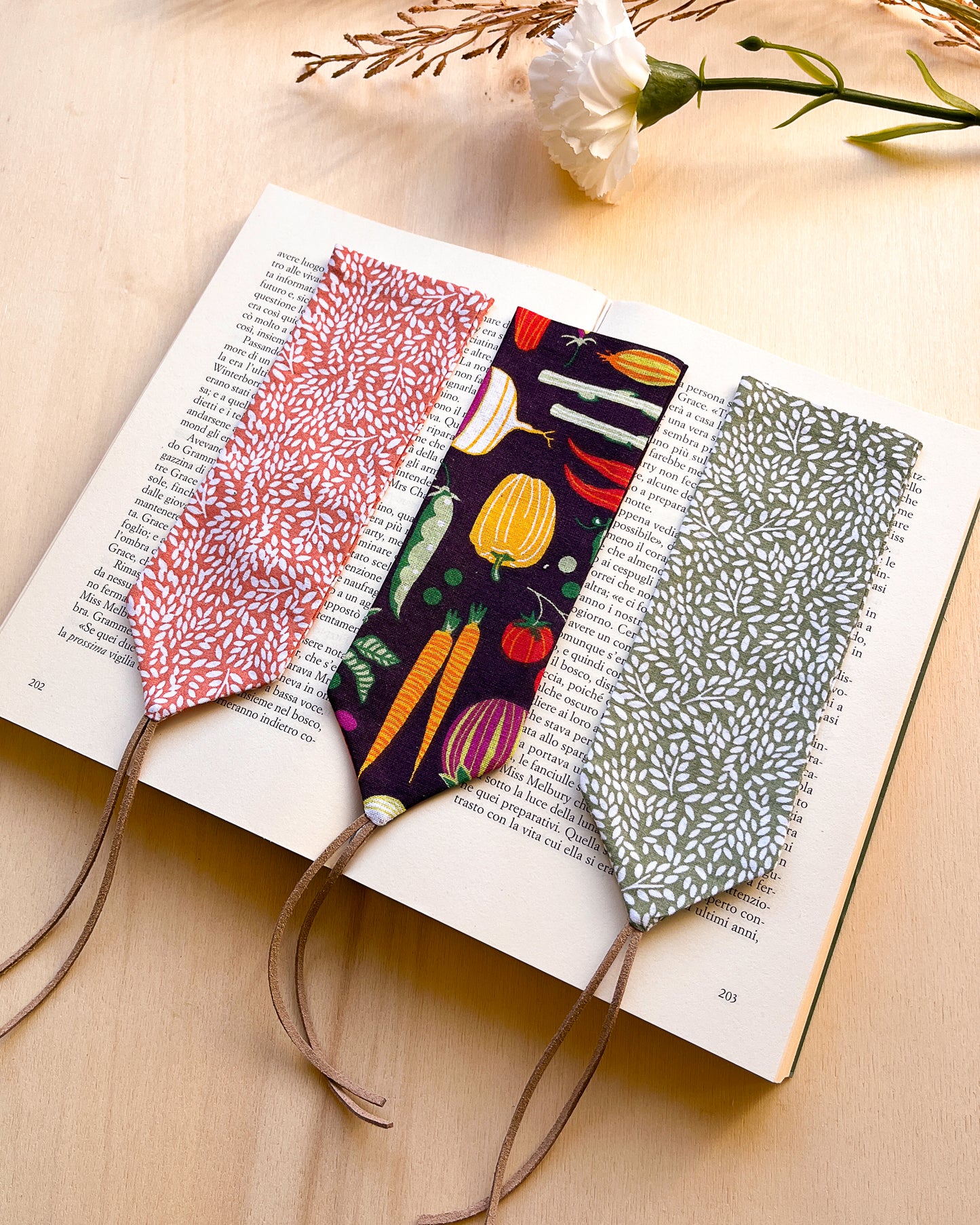 Set di 3 segnalibri con pattern colorati