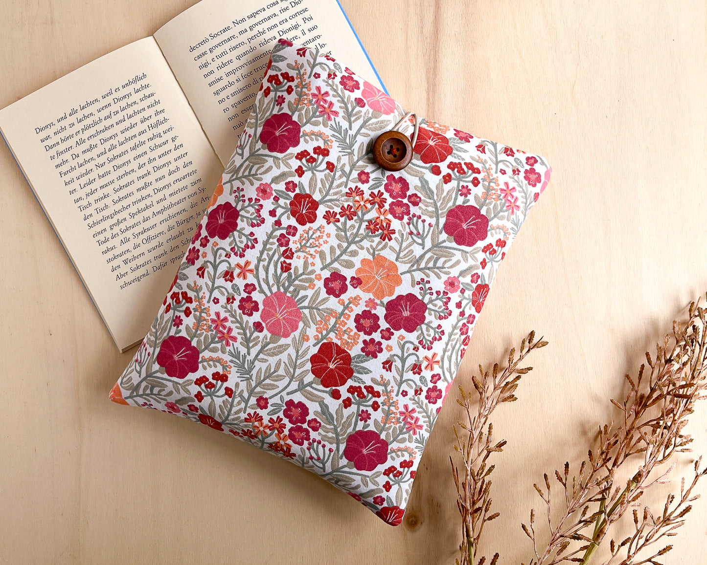Custodia per libri imbottita con fiori Liberty