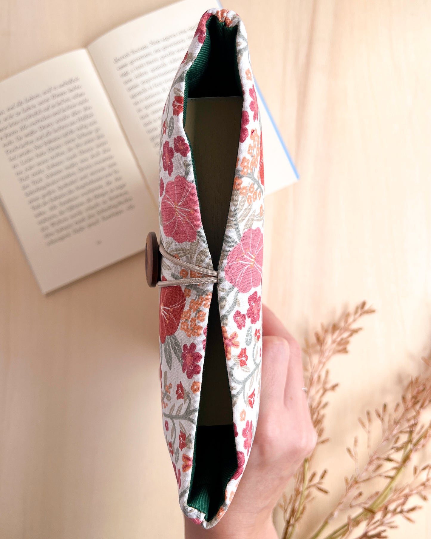 Custodia per libri imbottita con fiori Liberty