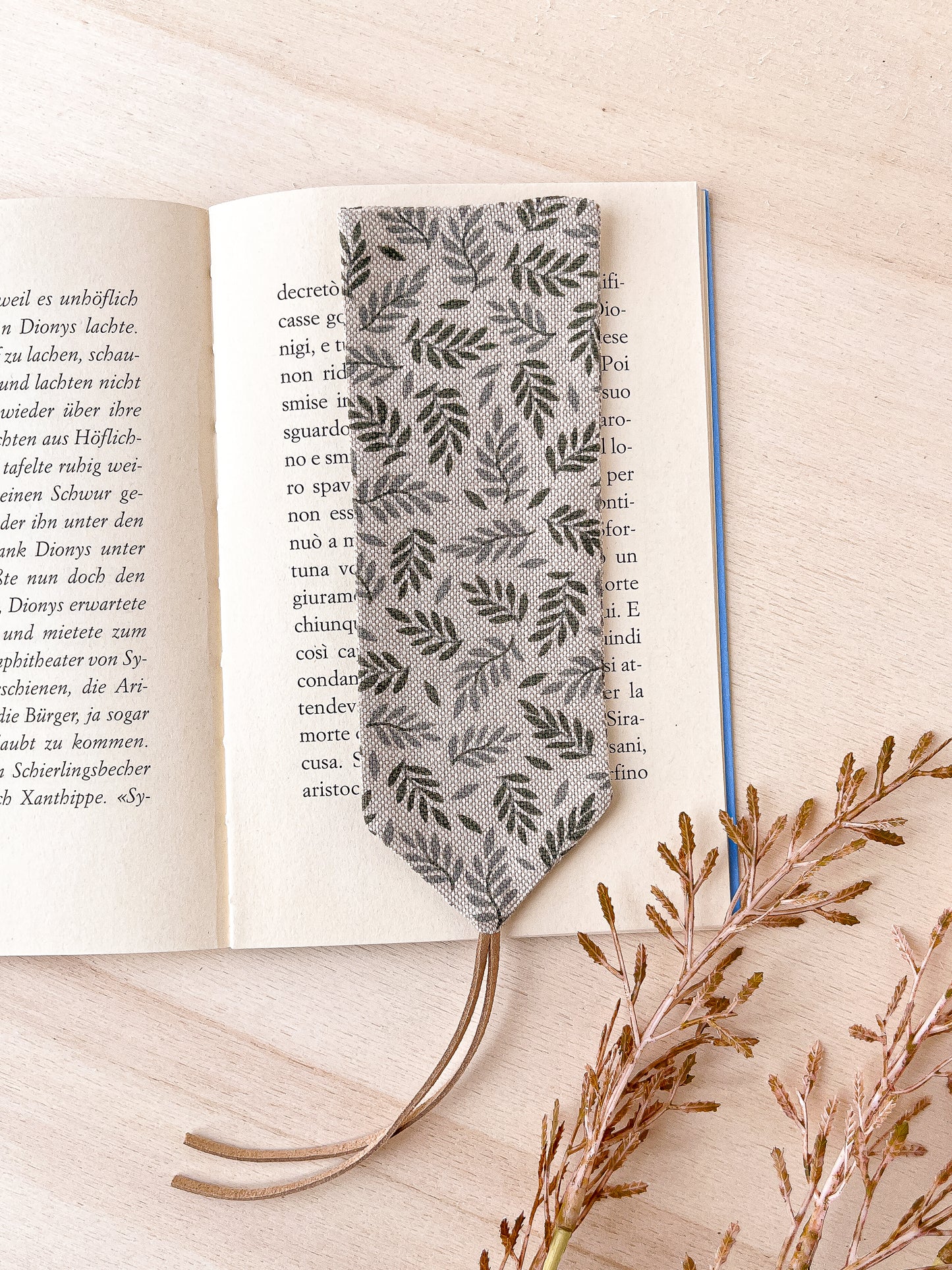 Custodia per libri imbottita in cotone con motivo a foglioline