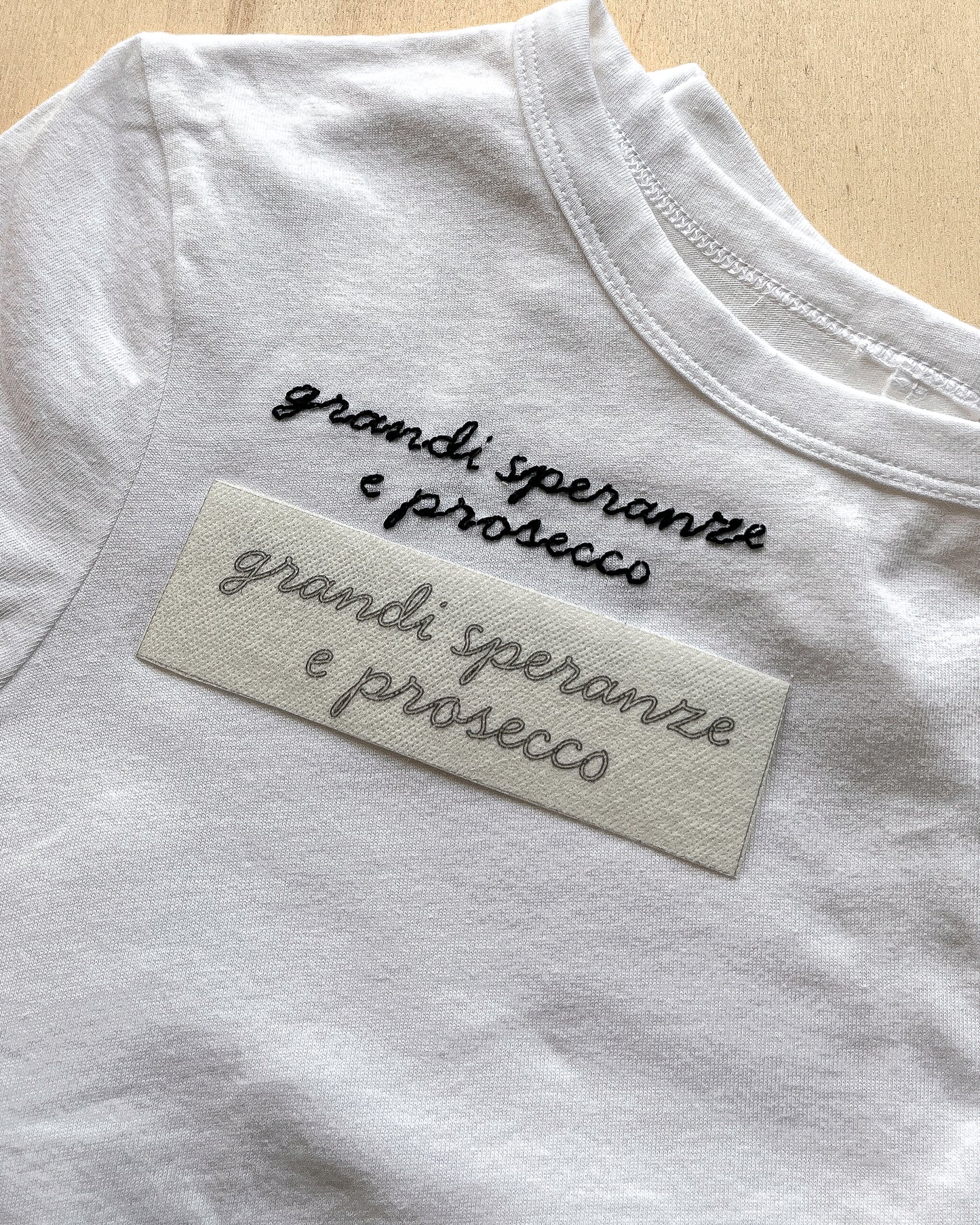 Pacchetto di stick and stitch - Ricama la tua maglietta