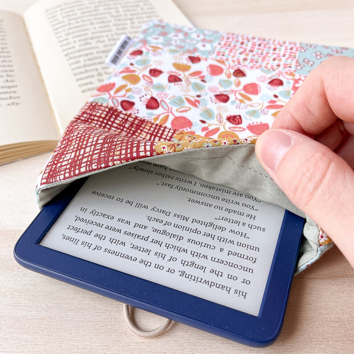Patchwork padded e-reader sleeve