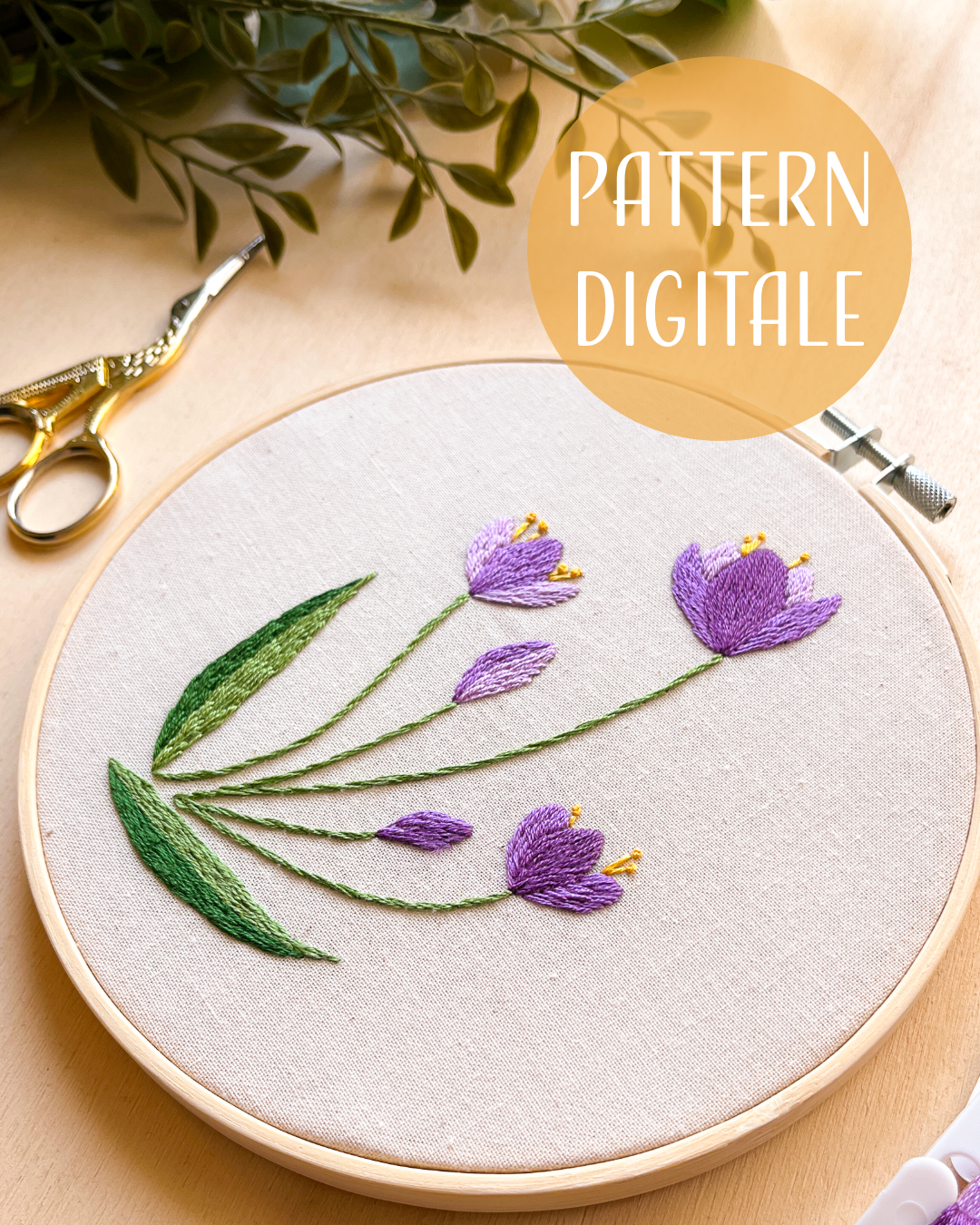 Crocus - pattern di ricamo a mano con istruzioni e video tutorial