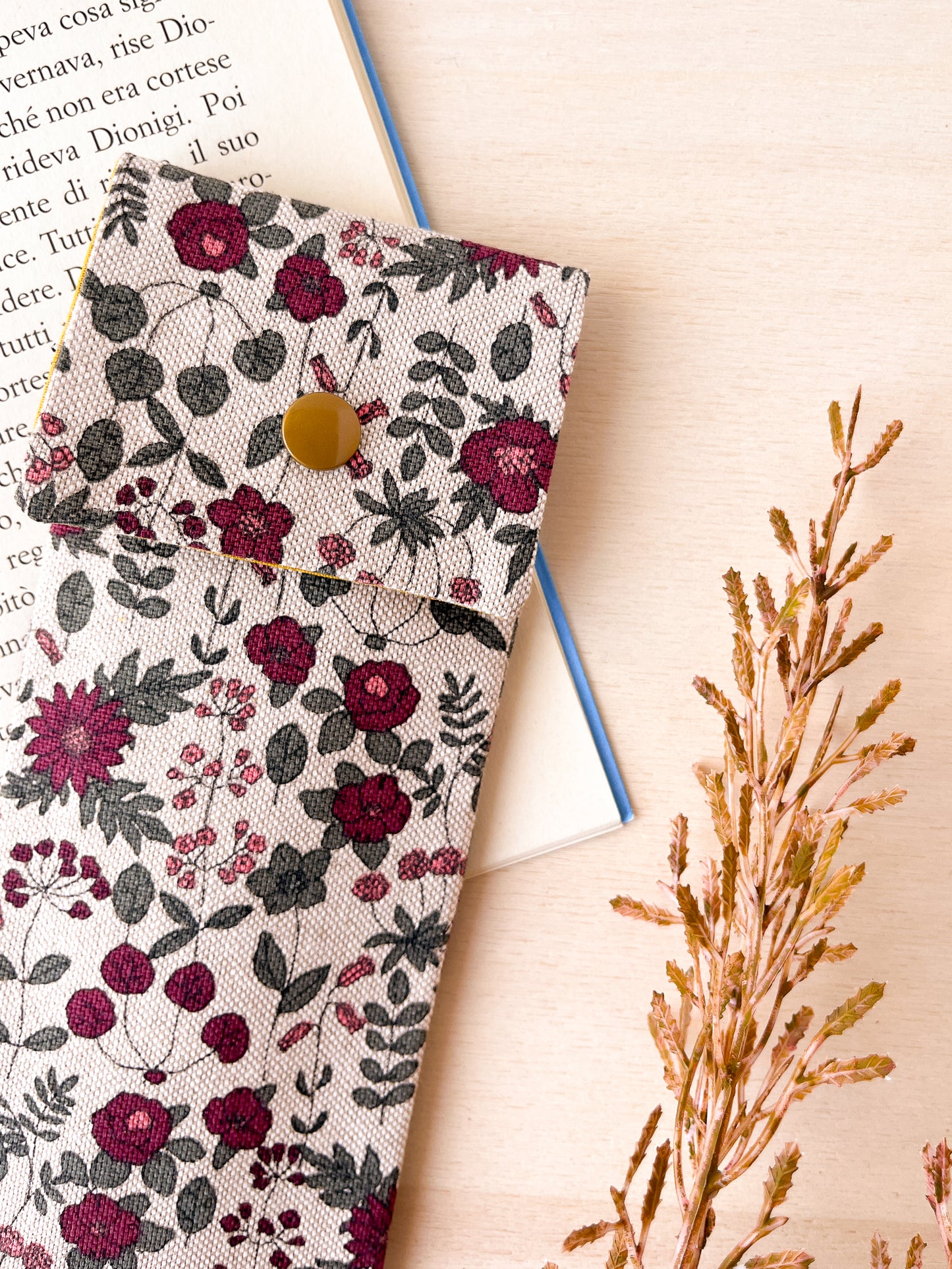 SOLD OUT - Astuccio con fiori rosa