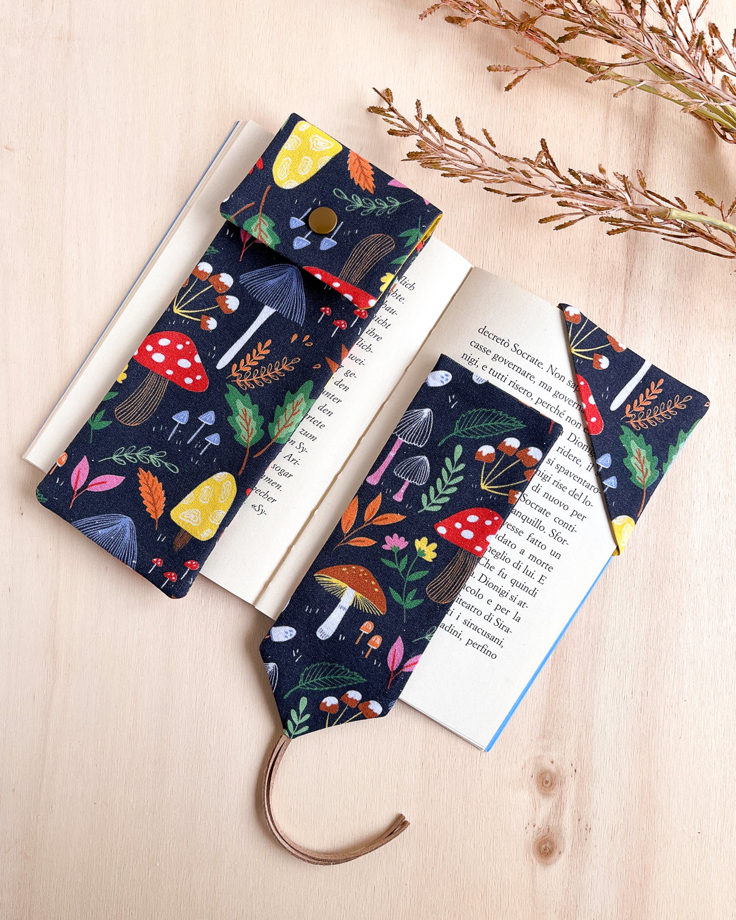 Astuccio con funghi + segnalibro