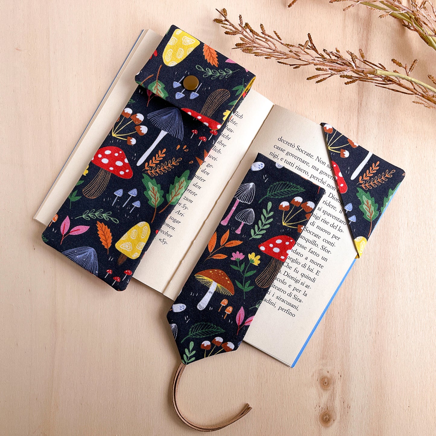 Astuccio con funghi + segnalibro