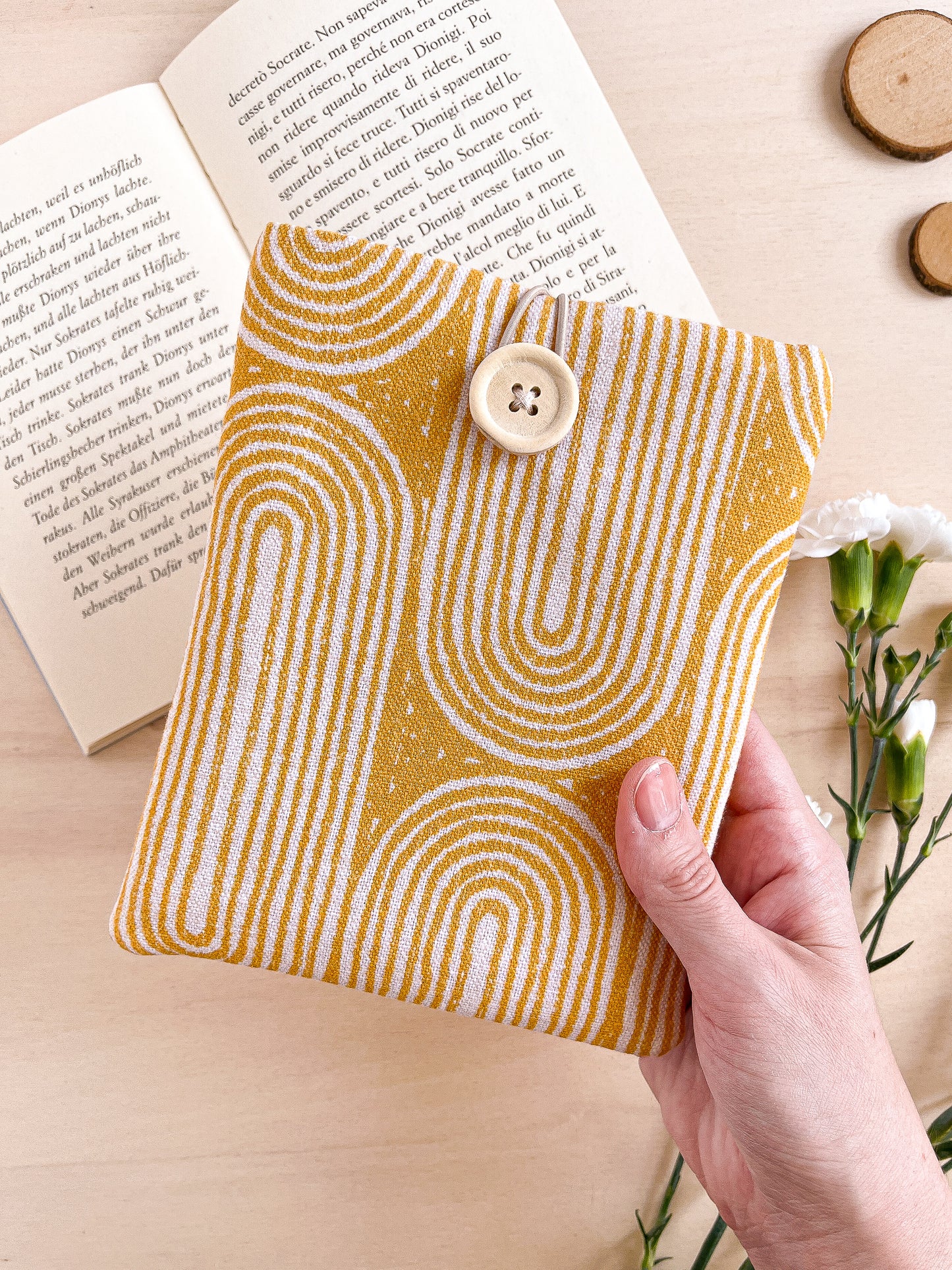 Custodia per e-reader con motivo geometrico giallo